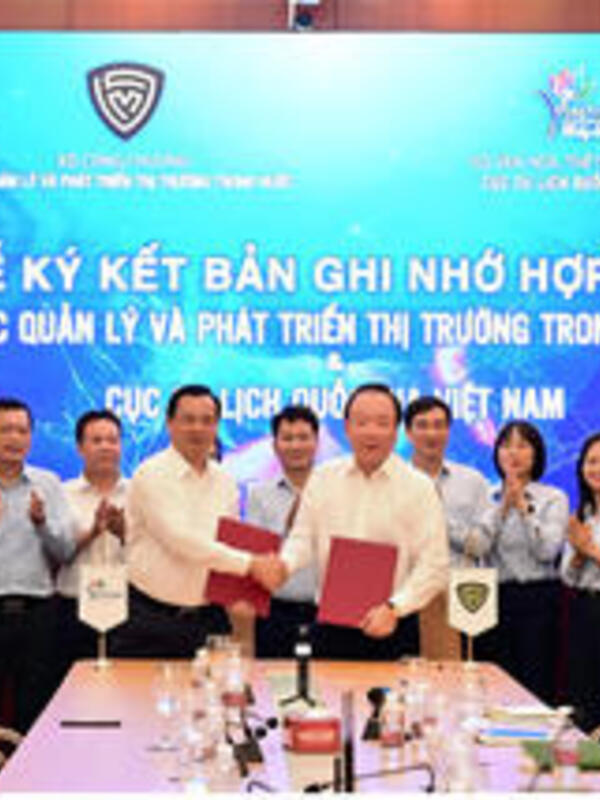 Kỳ vọng phát triển mạnh mô hình du lịch mua sắm hiện đại