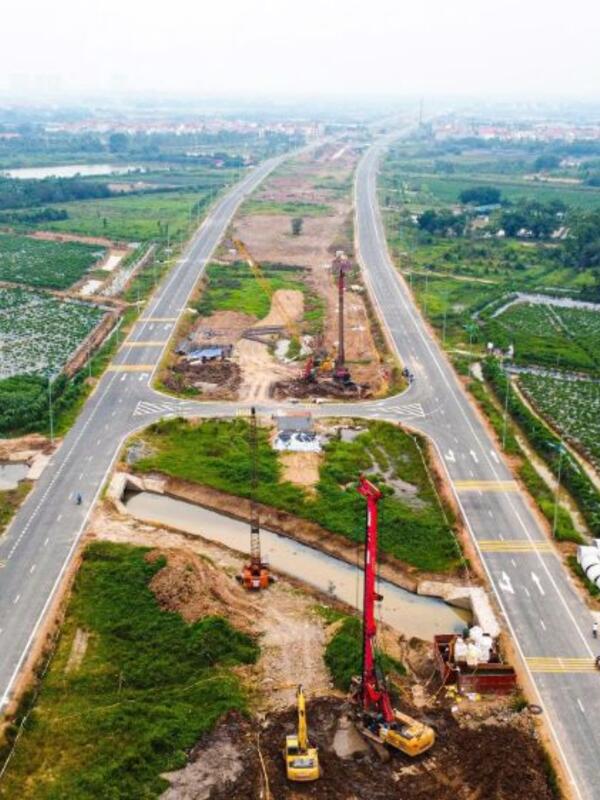 15km đường 6 làn xe ở Hà Nội vừa thông xe kỹ thuật