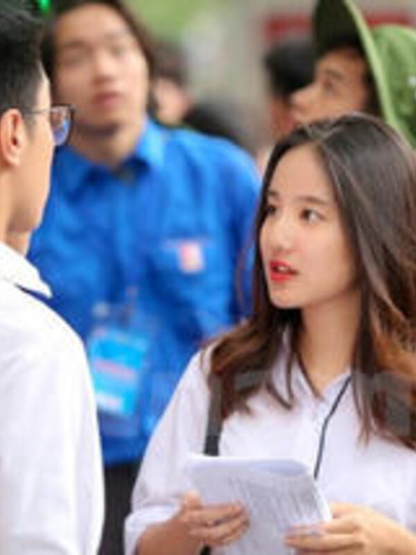 Bộ GD&ĐT đề xuất thi tuyển vào lớp 10 chỉ còn hai môn Toán và Ngữ văn, bỏ kiểm tra đầu vào lớp 1