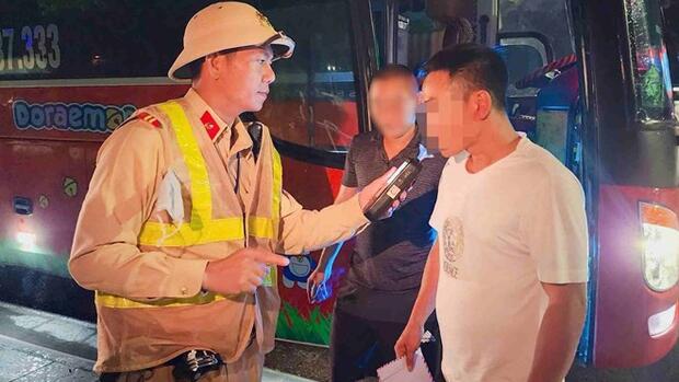 CSGT siết chặt kiểm soát vận tải, xử lý 24/24h