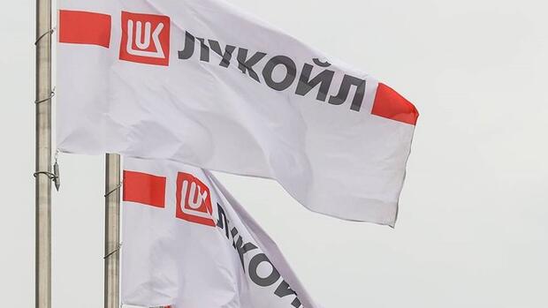 Tỉ phú từng sở hữu Pornhub bất ngờ muốn thâu tóm tài sản dầu khí Nga