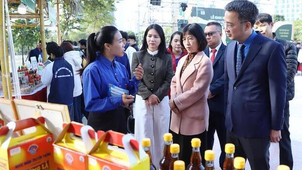 Khai mạc triển lãm các sản phẩm khởi nghiệp của thanh niên