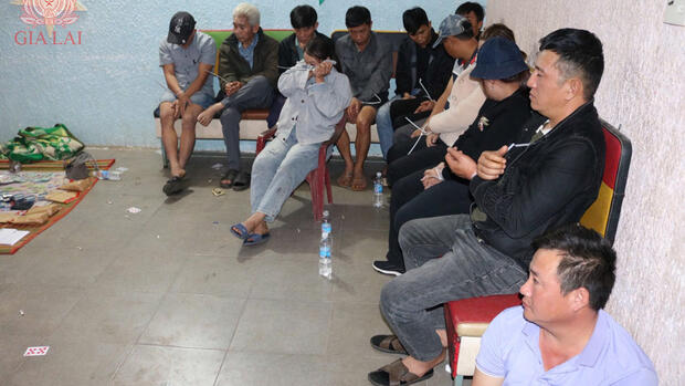 Gia Lai bắt quả tang sòng xóc bầu cua quy mô lớn