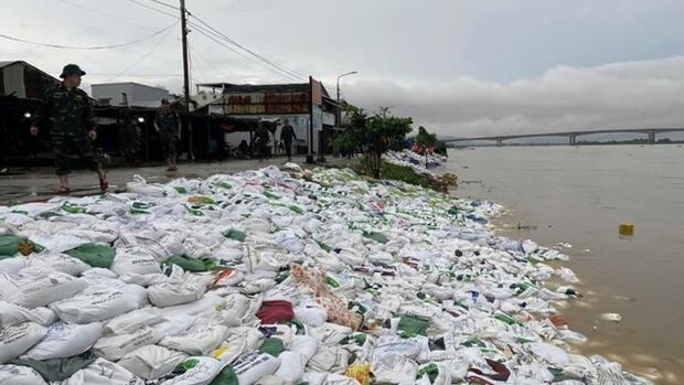 Tình huống khẩn cấp về thiên tai là gì?