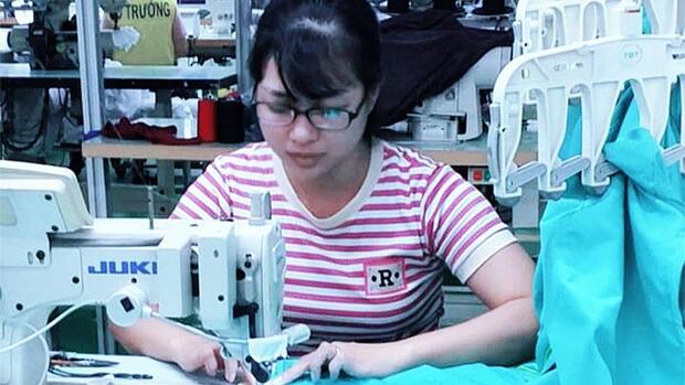 Người lao động bỏ phố về quê được săn đón tuyển dụng