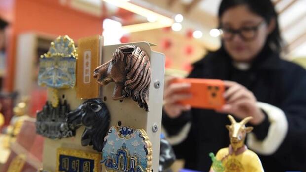 Sắm Tết 2026 với loạt sản phẩm lấy cảm hứng từ ngựa