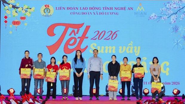 Ấm áp Tết Sum vầy tại Công ty May Minh Anh Đô Lương