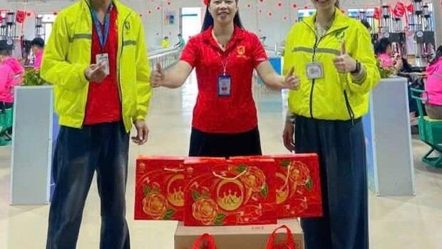 Công đoàn Công ty Viet Fast trao quà Tết cho 3.060 đoàn viên