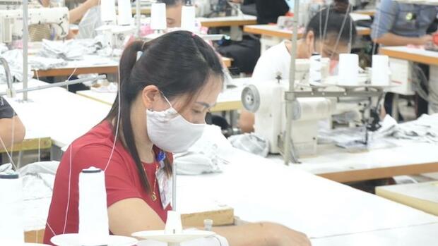 Cách tính lương cơ bản hiện nay cho người lao động