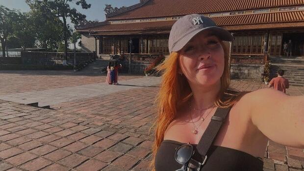 Khách Tây buồn vui lẫn lộn khi kẹt lại Việt Nam vì chiến sự Trung Đông