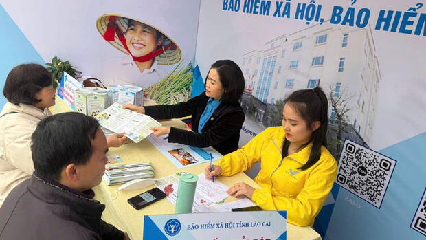 Công đoàn Lào Cai đưa chính sách an sinh đến gần người lao động