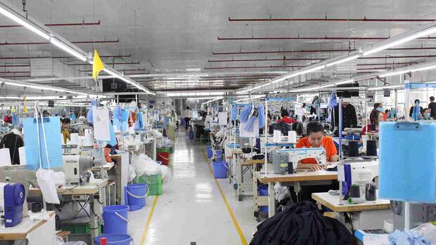 Doanh nghiệp Hưng Yên nâng cao phúc lợi để giữ chân người lao động