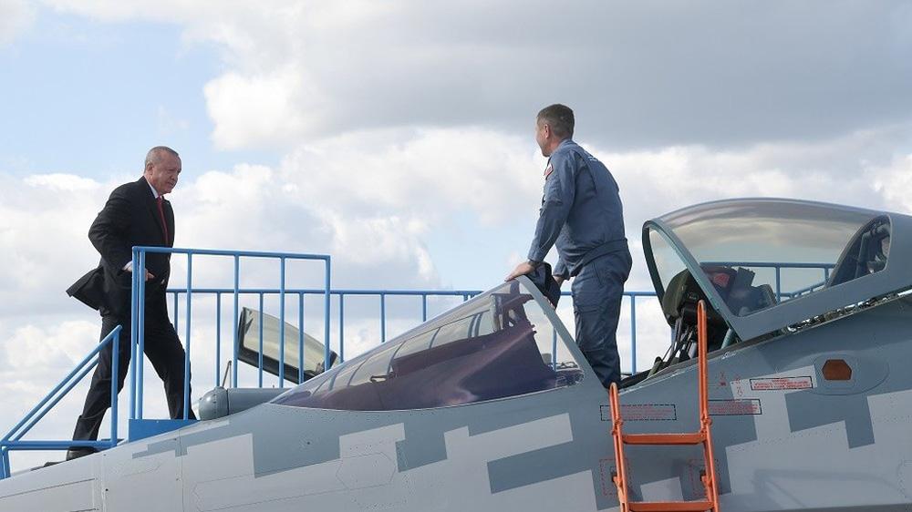 Tổng thống Thổ Nhĩ Kỳ Recep Tayyip Erdogan tận mắt chứng kiến màn trình diễn Sukhoi Su-57 tại Triển lãm MAKS-2019 tổ chức ở Zhukovsky, Nga (Nguồn: Sputnik).