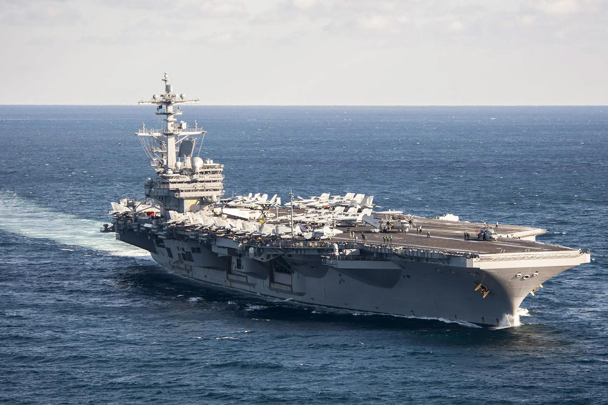 Tàu sân bay USS George Washington được nhìn thấy ở khu vực đông Địa Trung Hải vào ngày 5/2/2017. Ảnh: Anadolu Agency.