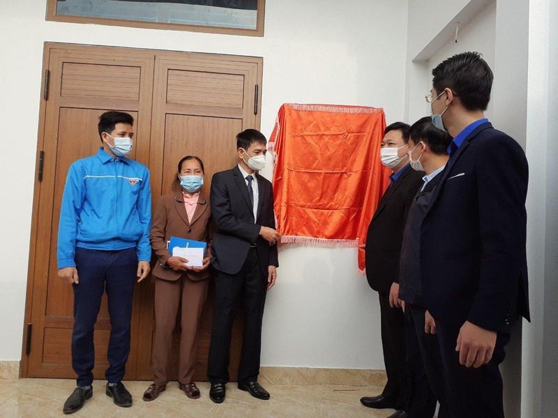 Chương trình “Thank you, Vietnam” đem hạnh phúc đến cùng 60 ngôi nhà nhân ái ảnh 1
