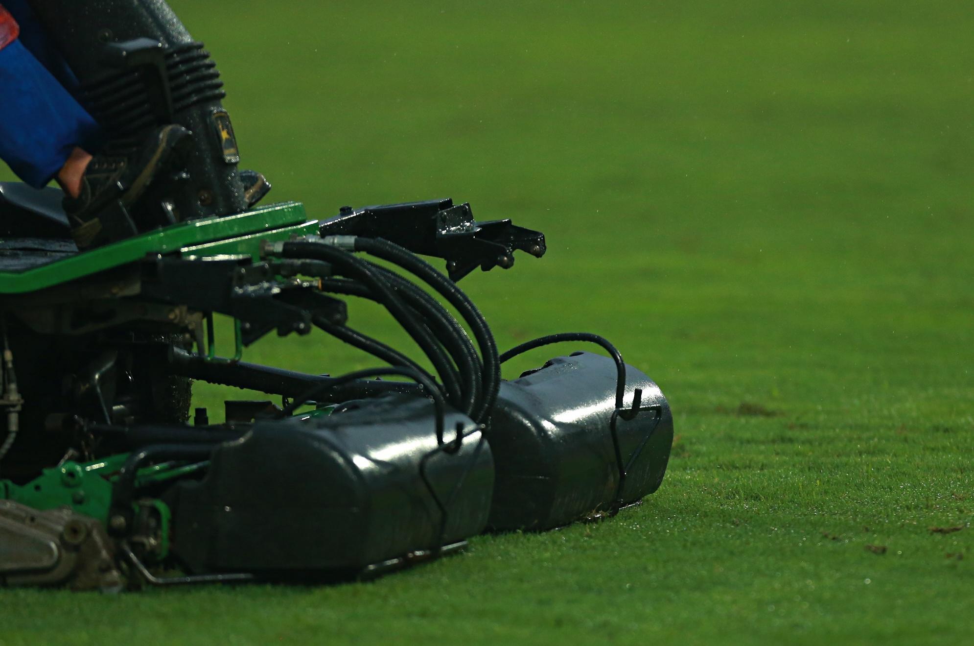 Chất lượng sân Việt Trì trước bán kết SEA Games ảnh 9