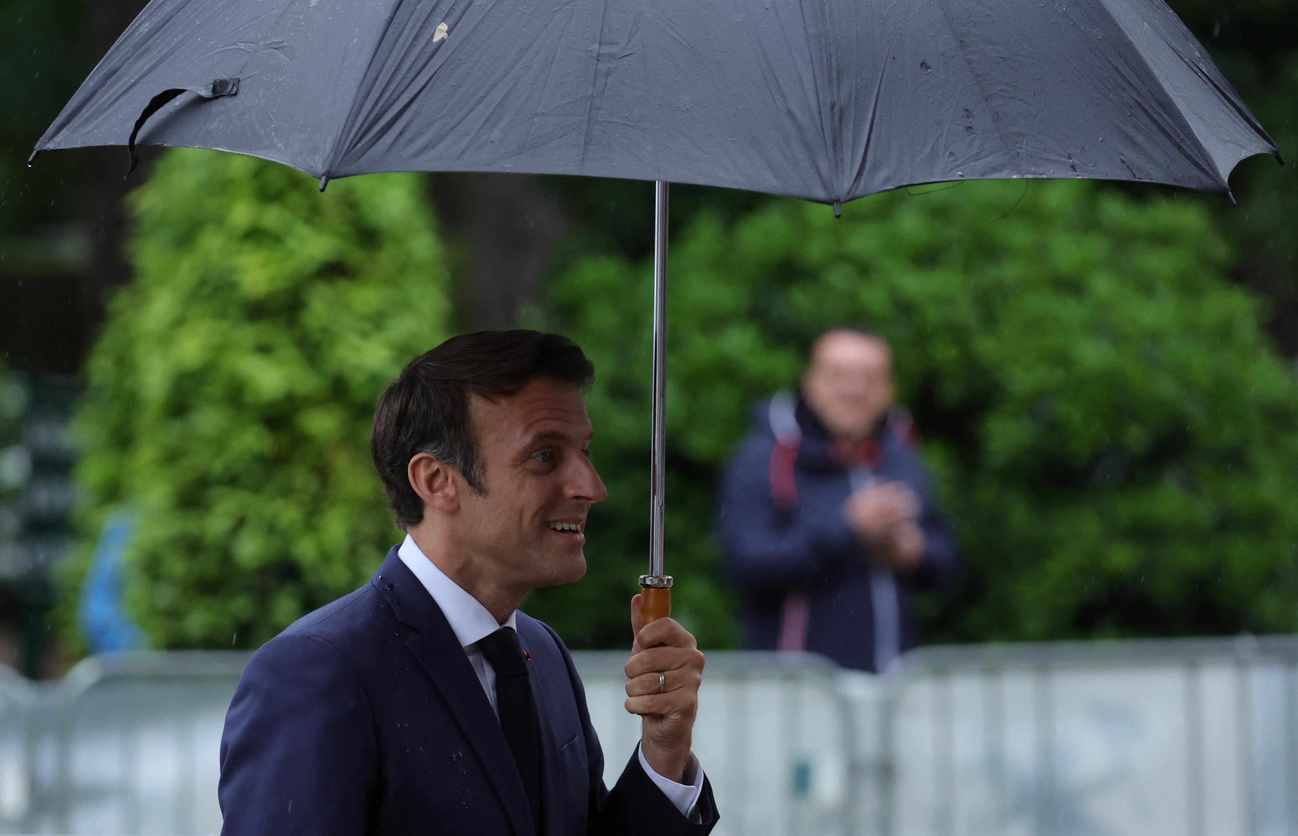 ong macron thua soc tai bau cu quoc hoi anh 2