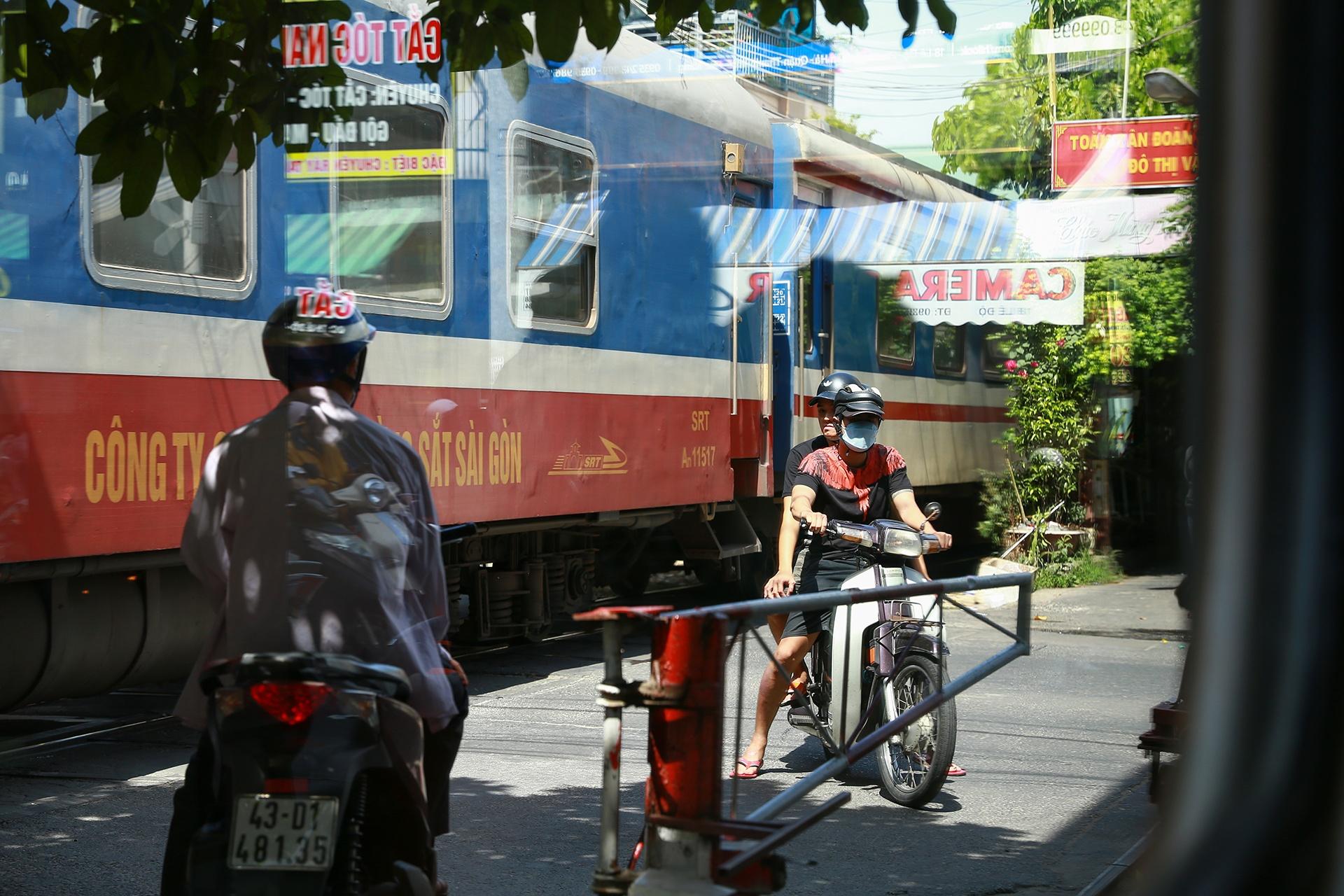 Di doi ga Da Nang anh 11