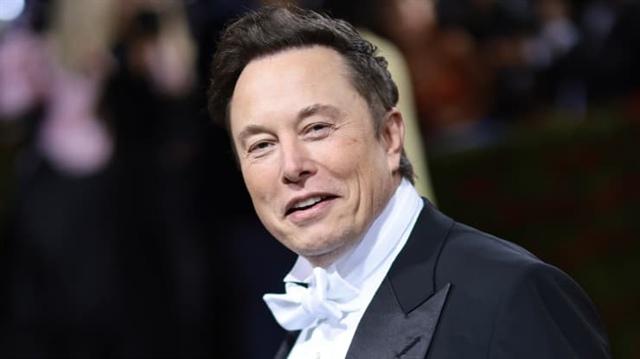 Elon Musk bán gần 8 triệu cổ phiếu Tesla, “đút túi” 7 tỷ đô | Vietstock