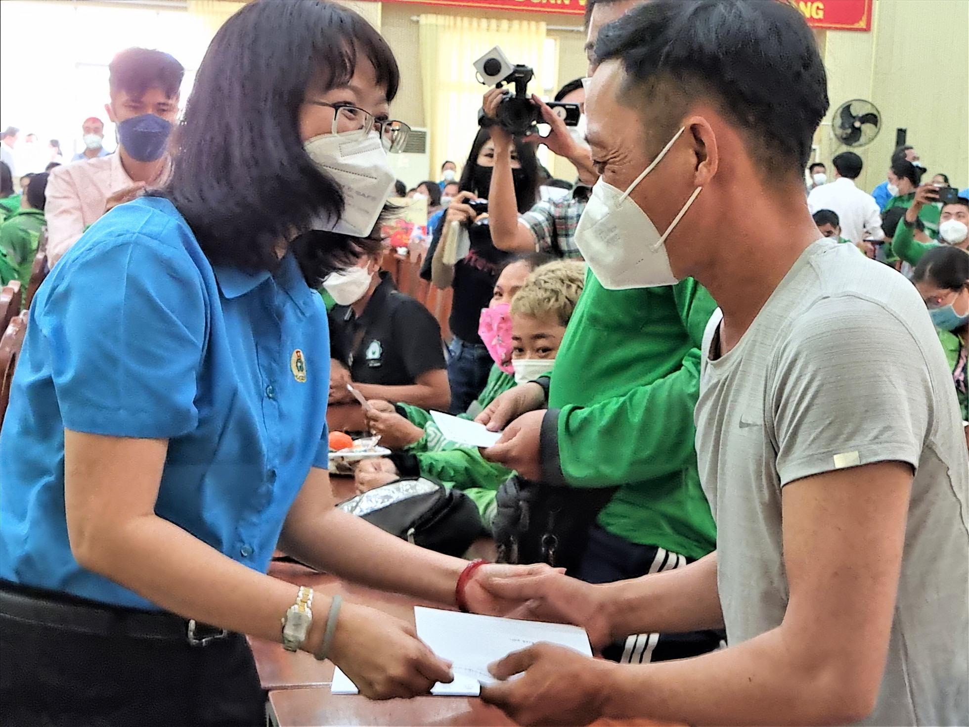 TPHCM: Chăm lo Tết Quý Mão 2023 sẽ lan tỏa đến từng công đoàn cơ sở