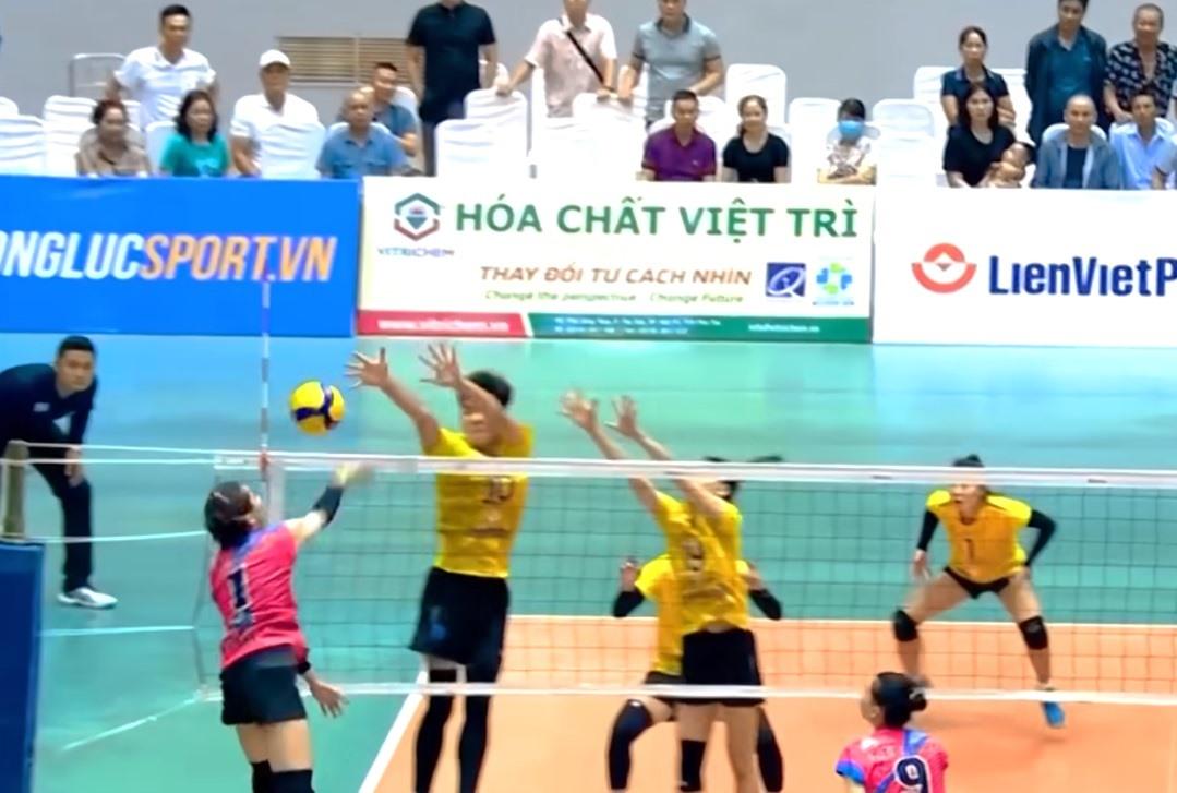 “Bạo lực mạng xã hội” nhìn từ một trận bóng chuyền nữ