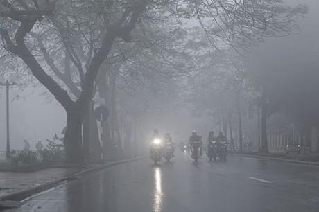 Dự báo thời tiết ngày 10/4: Sương mù phủ miền Bắc; Nam Bộ tiếp tục nắng nóng | Báo Pháp luật Việt Nam điện tử