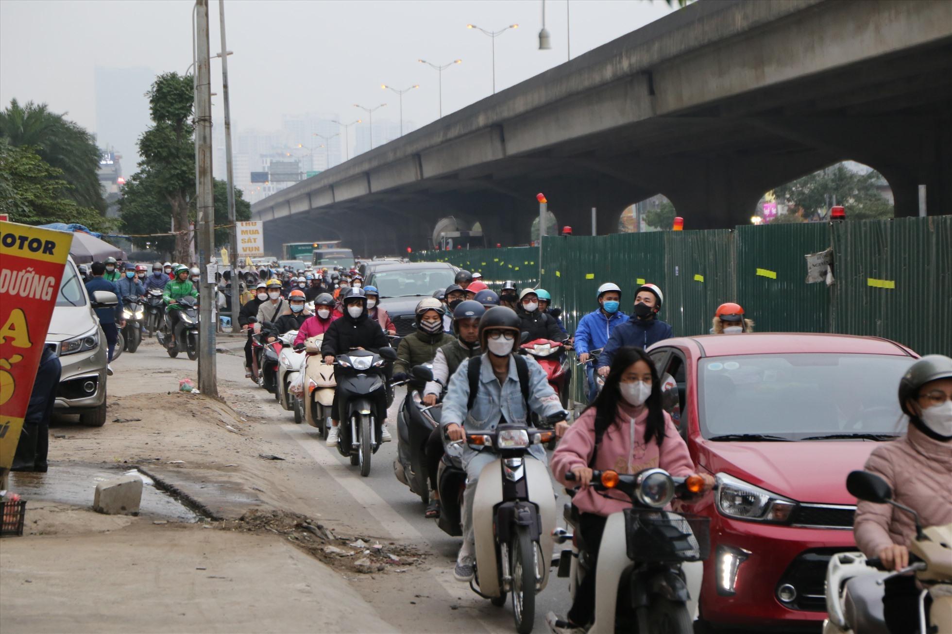 Phương tiện tăng nhanh, Hà Nội loay hoay xóa điểm đen ùn tắc giao thông