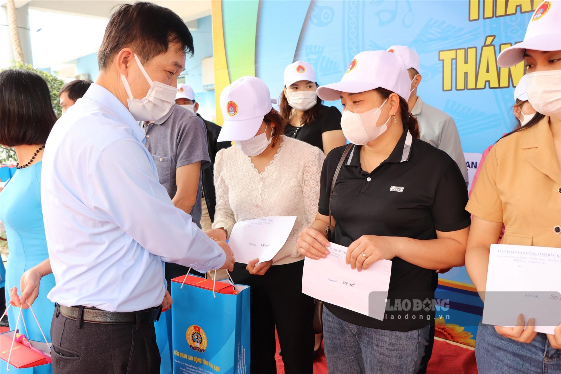 Hỗ trợ kịp thời công nhân gặp khó khăn