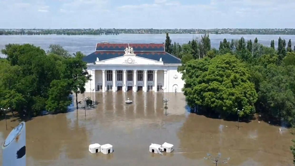 Vỡ đập ở Kherson ví như thảm họa môi trường lớn nhất châu Âu nhiều thập kỷ