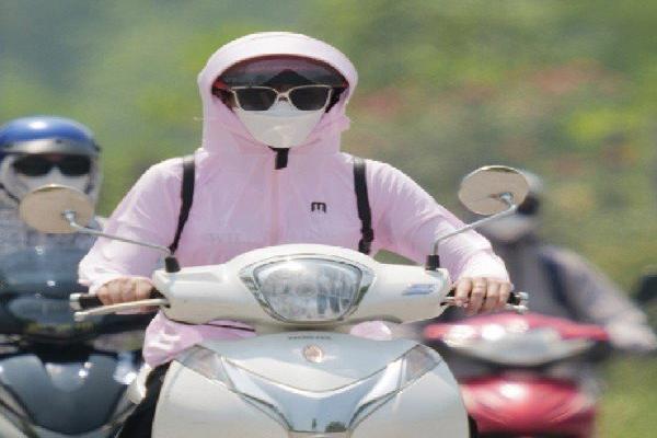 1690162115537-1690155256972-1690155227550-du-bao-thoi-tiet-ngay-2472023-nang-nong-tro-lai.jpg (600×400)