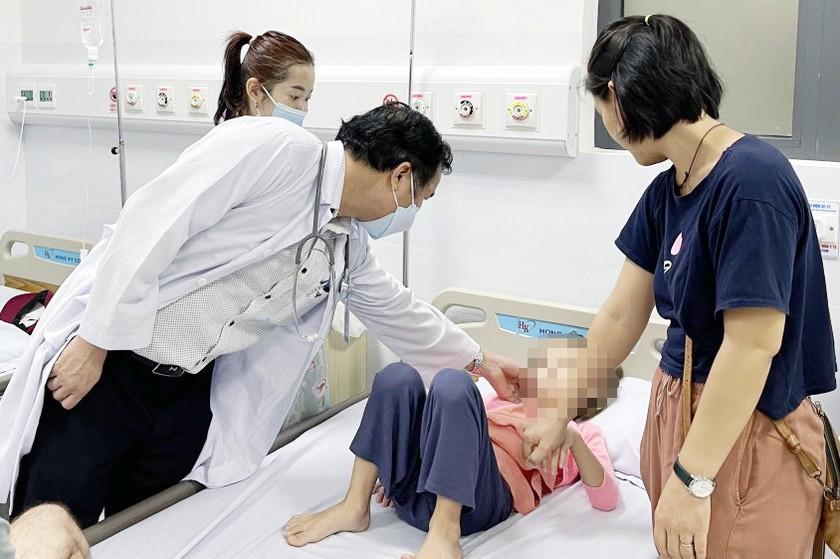 khuan-salmonella-gay-ra-nhieu-vu-ngo-doc-quy-mo-lon-anh-bvcc-7976.jpeg (840×559)