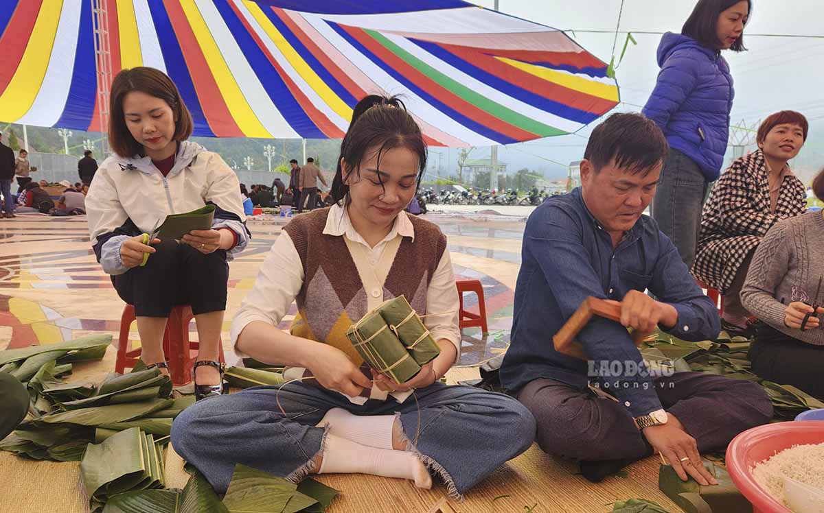 Đồng thời, đây cũng là việc làm thể hiện sinh động nhất sự quan tâm của Đảng, Nhà nước, Mặt trận Tổ quốc Việt Nam; các tổ chức, doanh nghiệp và cá nhân đối với người nghèo vùng biên giới.