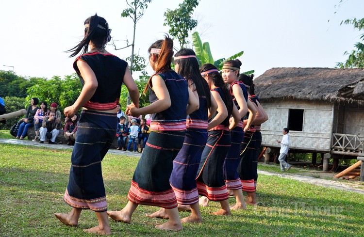 Khám phá, trải nghiệm “Sắc xuân trên mọi miền Tổ quốc”