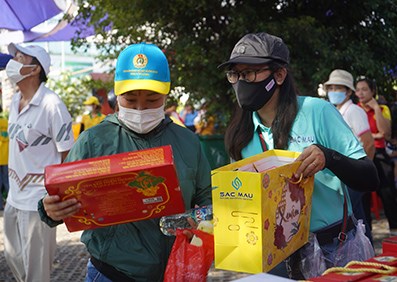 “Ngày hội Nghĩa tình - Tết đoàn viên” để ai ai cũng có Tết