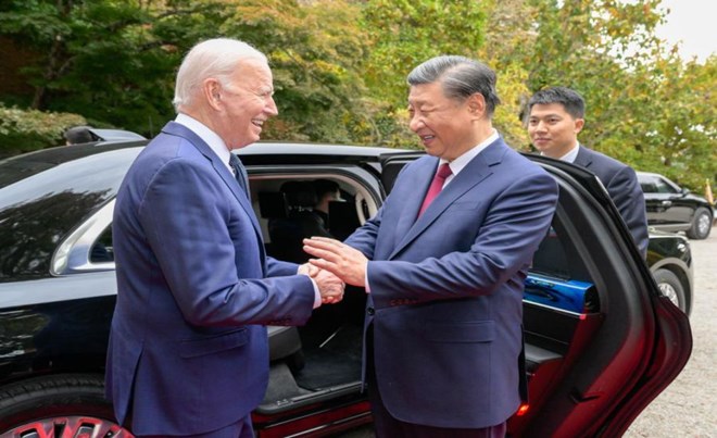 Tổng thống Mỹ Joe Biden và Chủ tịch Trung Quốc Tập Cận Bình điện đàm trong gần 2 giờ