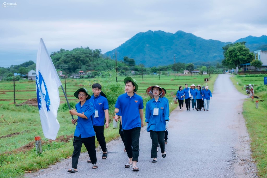 Nguyễn Phúc Đức luôn mang trong mình niềm say mê hoạt động tình nguyện làm đẹp cho đời