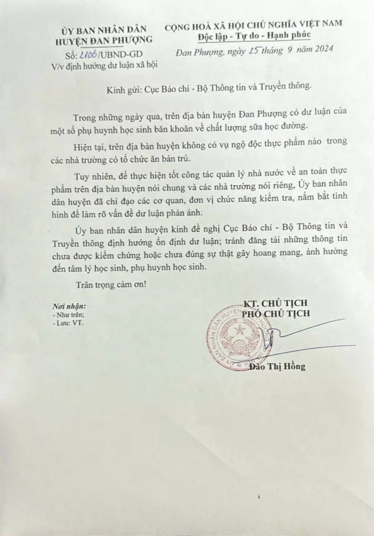 Núi Tản Ba Vì khẳng định không có học sinh bị ngộ độc do sử dụng sữa học đường Núi Tản Ba Vì khẳng định không có học sinh bị ngộ độc do sử dụng sữa học đường