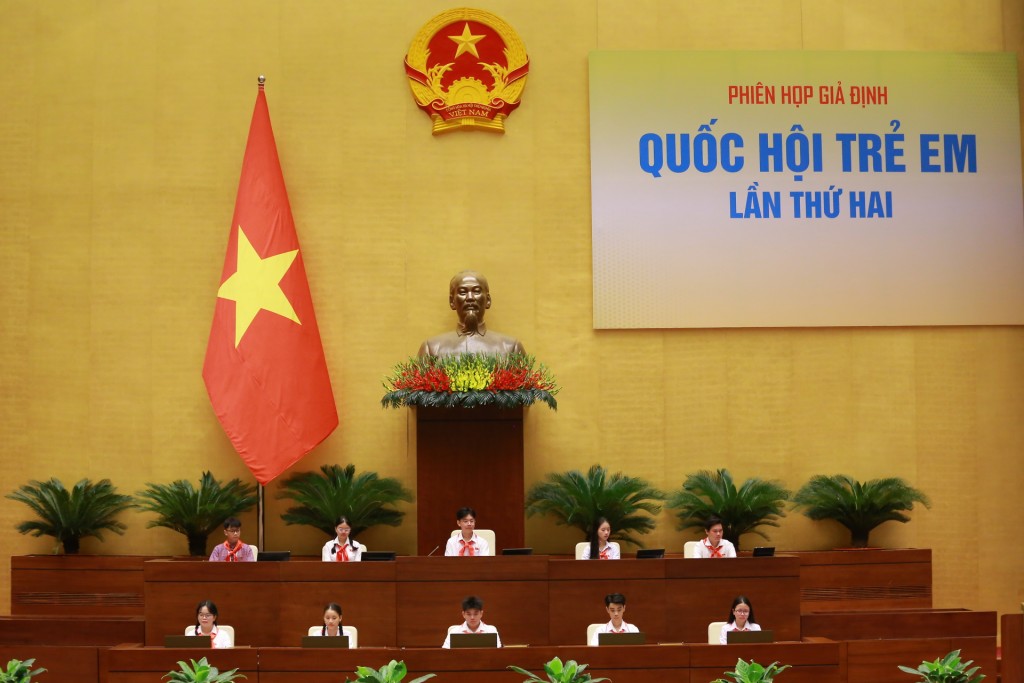 Lắng nghe, chia sẻ hơn để trẻ em thực sự hạnh phúc, an vui