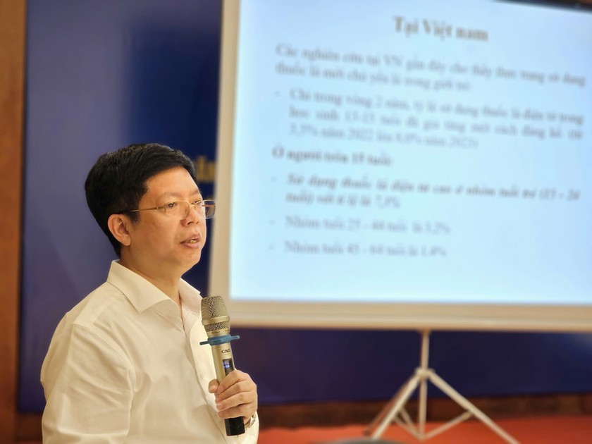 Tiến sĩ - Bác sĩ Nguyễn Trọng Khoa, Phó Cục trưởng Cục Quản lý Khám chữa bệnh chia sẻ tại Hội thảo. Tiến sĩ - Bác sĩ Nguyễn Trọng Khoa, Phó Cục trưởng Cục Quản lý Khám chữa bệnh chia sẻ tại Hội thảo.