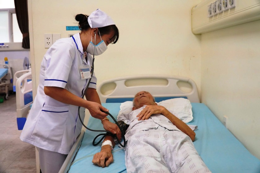 Sau 2 ca đại phẫu thuật, sức khỏe bệnh nhân Ngõa ổn định, đang điều trị về bệnh tuyến tiền liệt.