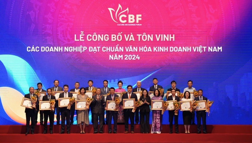 Agribank là đại diện ngân hàng duy nhất được vinh danh là “Doanh nghiệp đạt chuẩn văn hóa kinh doanh Việt Nam” năm 2024.