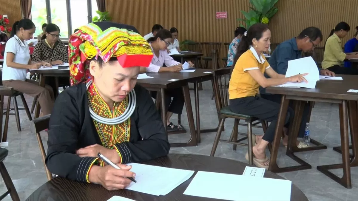 Lạng Sơn: đưa con chữ đến từng bản làng Lạng Sơn: đưa con chữ đến từng bản làng