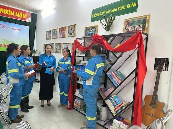 Công đoàn ngành Xây dựng Hà Nội luôn tích cực duy trì thực hiện trong trào “xanh, sạch, đẹp” tại nơi làm việc. Ảnh: Công đoàn ngành Xây dựng Hà Nội.