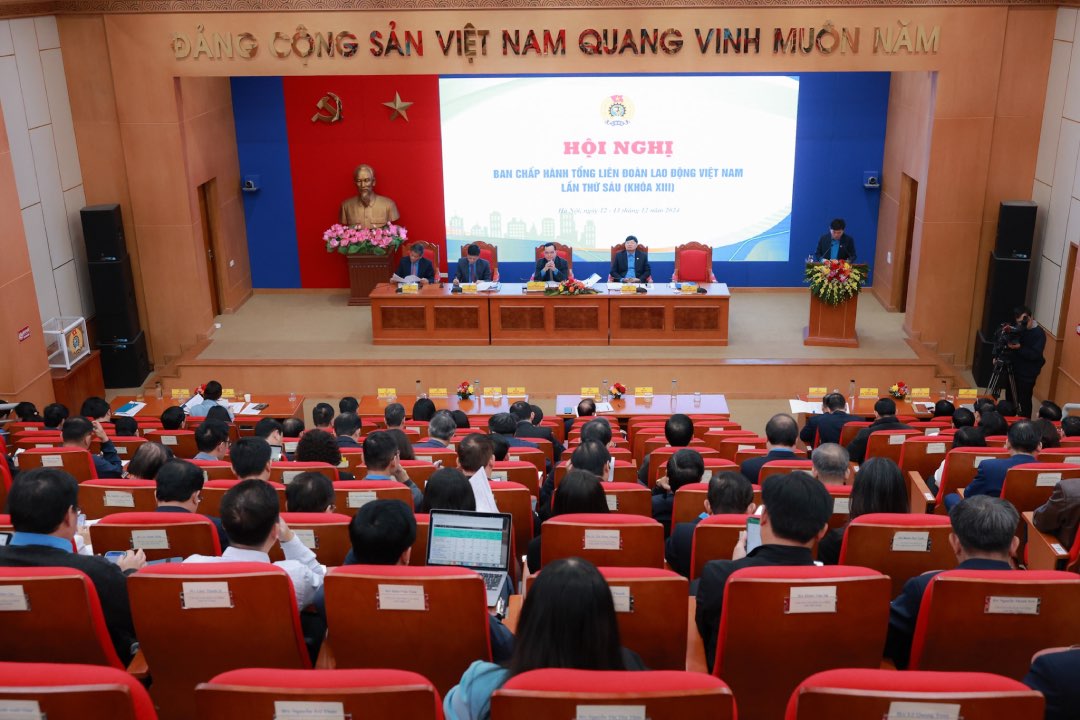Toàn cảnh hội nghị sáng 13.12. Ảnh: Hải Nguyễn