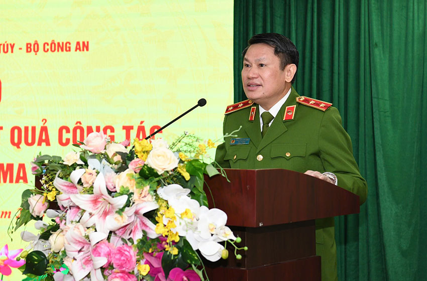 Cục trưởng C04 - Trung tướng Nguyễn Văn Viện tại buổi họp báo. Ảnh: Q.Việt