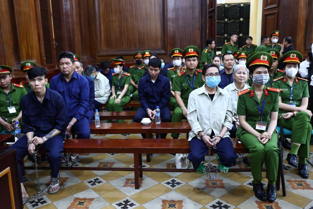 Các bị cáo tại phiên tòa. Ảnh: Anh Tú