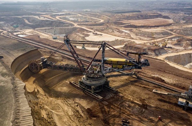 Ukraina bất ngờ chấp nhận thỏa thuận khoáng sản với Mỹ