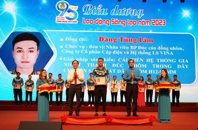 Phát huy sức trẻ sáng tạo trong lao động, sản xuất