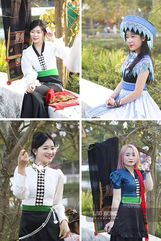 Nhiều bạn trẻ check-in tại công viên nước hoa ban.