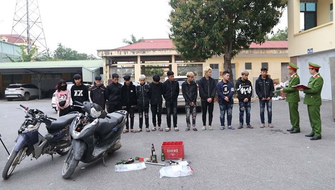 Bắt nhóm thanh, thiếu niên gây rối trật tự ở Hà Nam